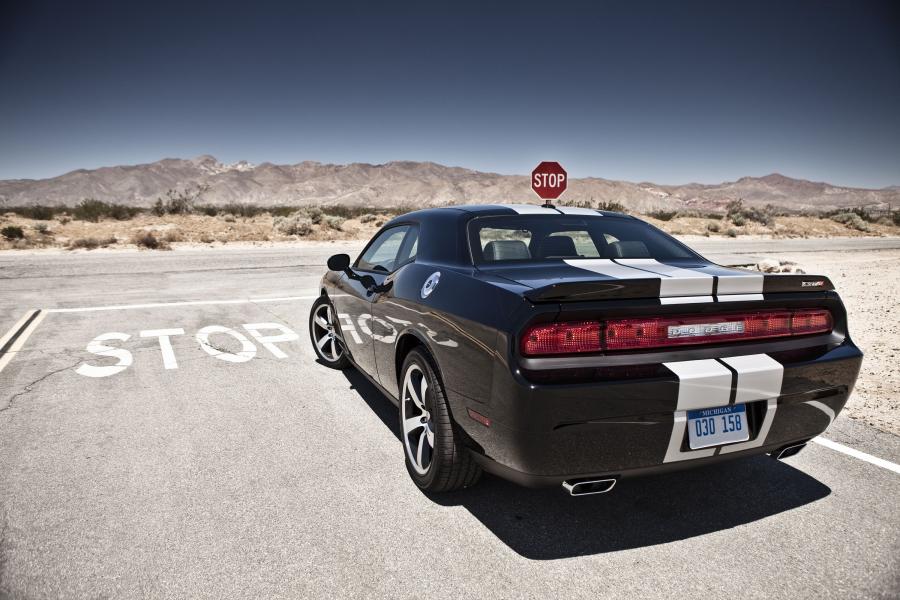  Dodge Challenger SRT8 392 2012 года  (фото 7 из 40)